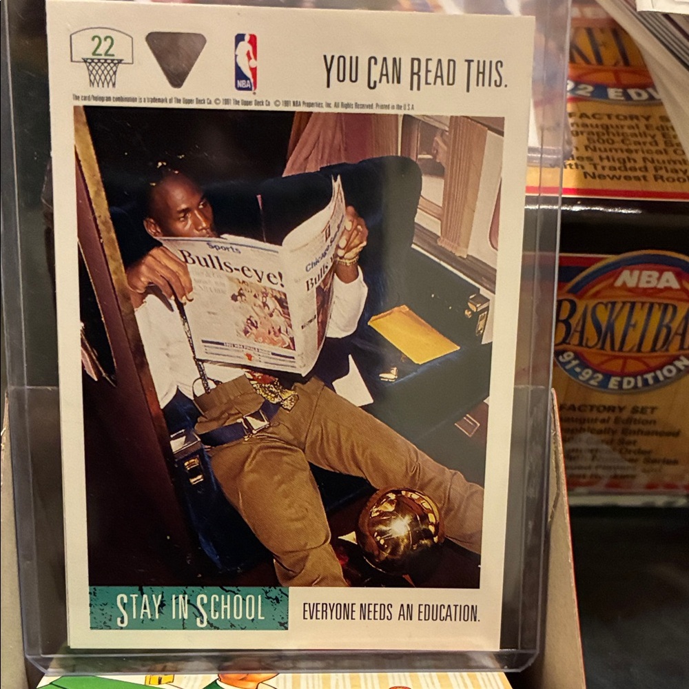 Chicago Bulls Collectible Card - Picture 2 of 2